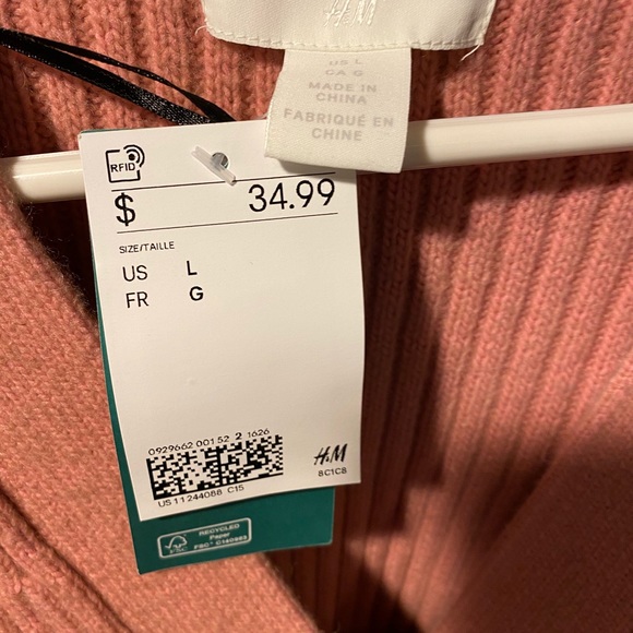 Sweater - Picture 2 of 2